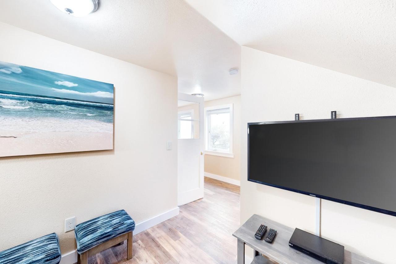 Bud'S Beach House Oceanside Buitenkant foto